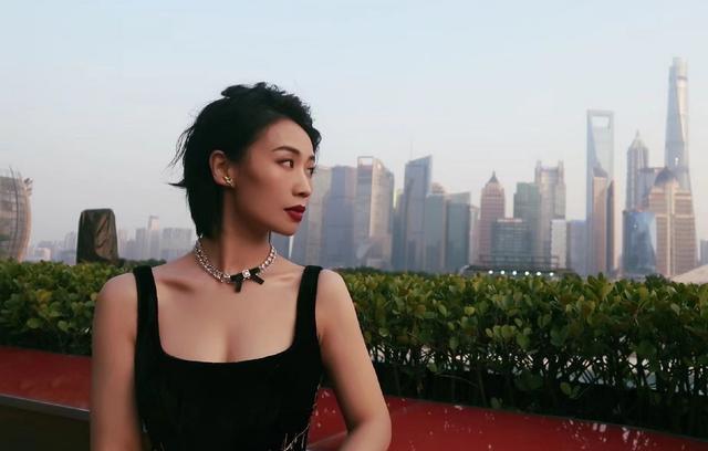 袁泉|脱口秀演员小鹿首次还乡演出,此前曾说过从来没想过回云南