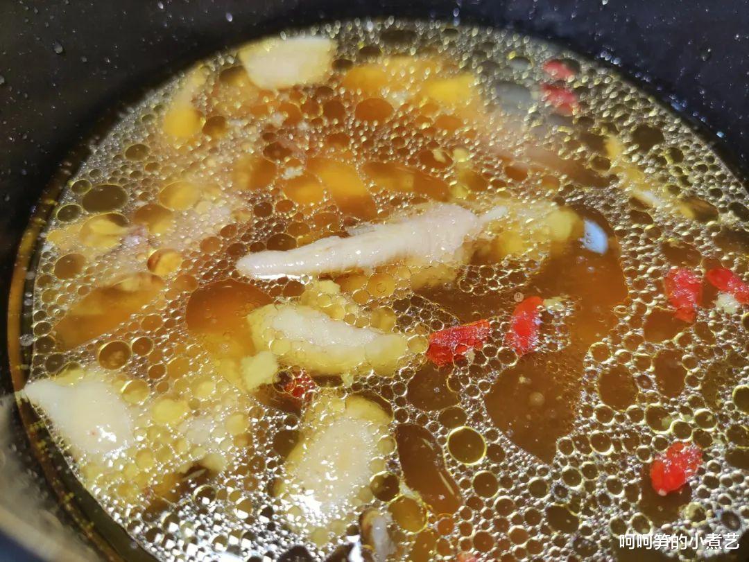 茯苓|《琅琊榜》里的茯苓鸡汤，营养健康，暖身暖心，秋冬季进补就喝它