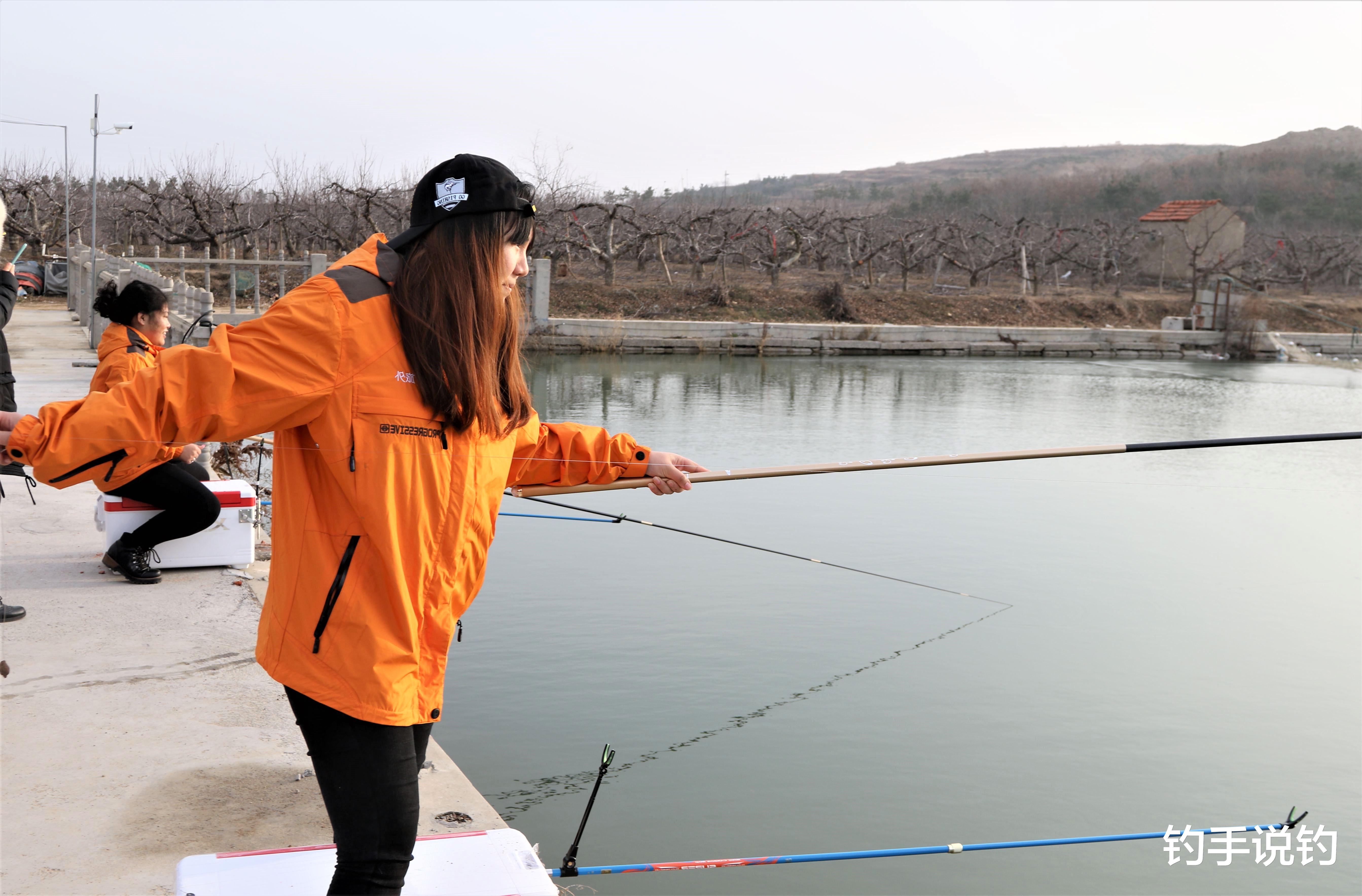 |冬天气温低,钓鱼做到“4勤”,牢记“5小”,连竿上鱼不断