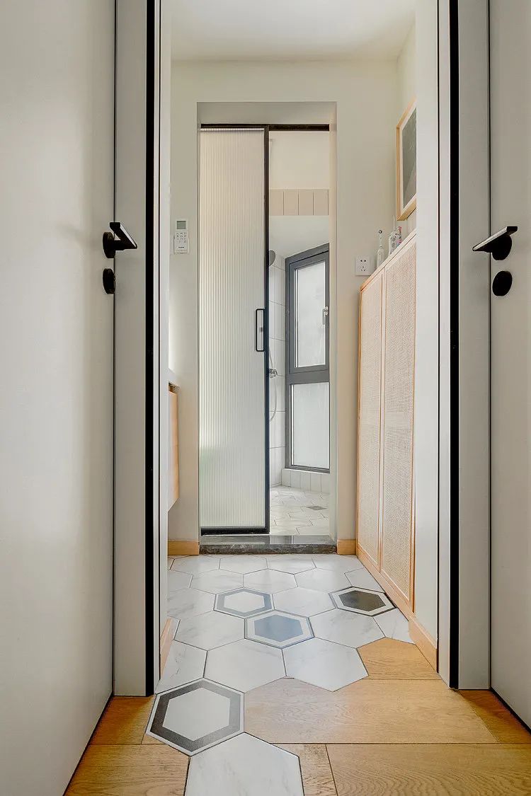 60m2小户型,日式风格+无主灯设计,几乎把小空间的利用率发挥到了极致