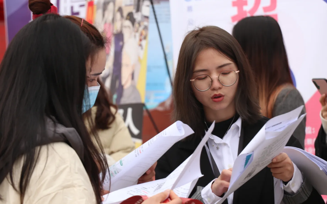 杭州|二季度38个核心城市薪酬排行，杭州表现抢眼，12地平均月薪过万