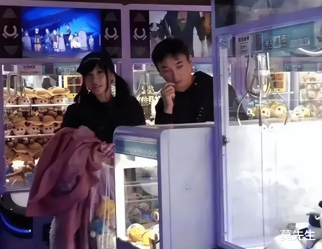 谢娜|国庆后娱乐圈依旧乱，张杰谢娜跳单事件后续，经纪人曝明星夫妻瓜