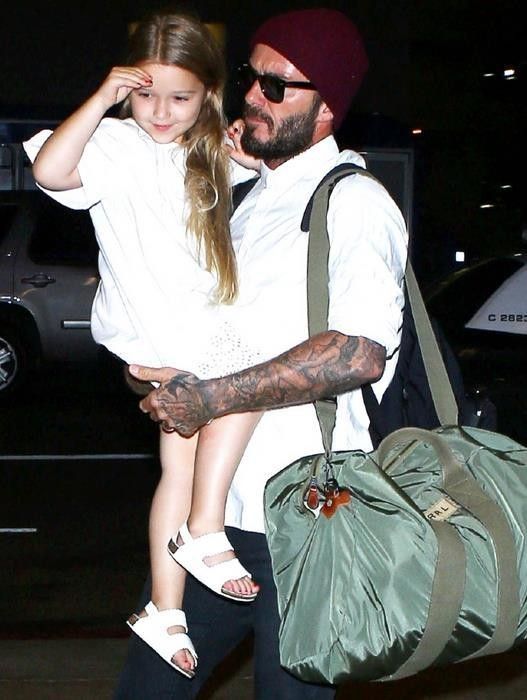 哈珀·贝克汉姆|贝家小七：从嘟嘴萌娃长成漂亮小公主，被父亲和3个哥哥宠上天了