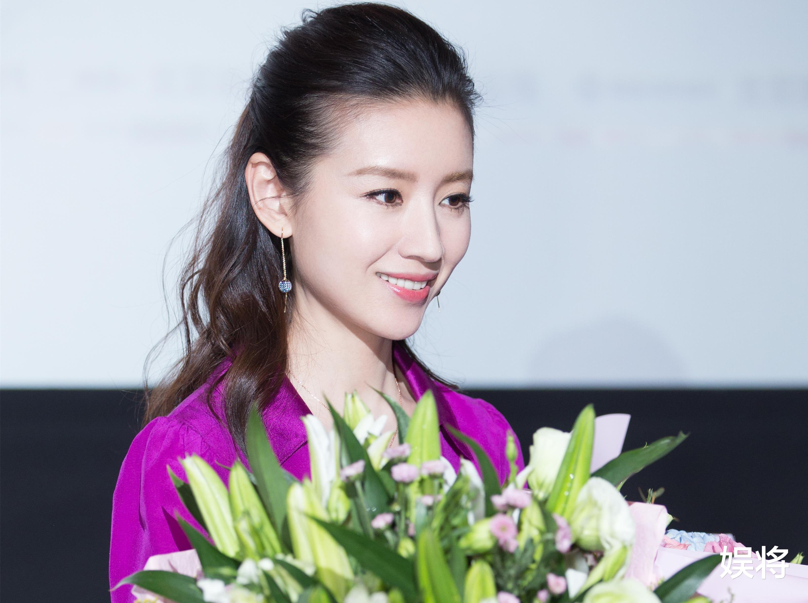 明星|美不美先看鼻！这4位女明星全靠鼻子当家，个个都是“鼻精”