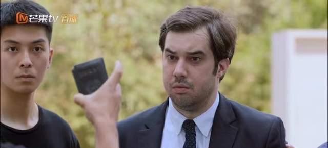 勇敢的翅膀|《勇敢的翅膀》这插曲真刺激,岳涛涉谍被抓,谈小雅接受调查