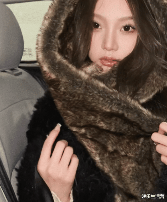 王思聪|王思聪35岁游艇趴庆生，新女友发朋友圈喊宝宝，慎婕暗示主动分手