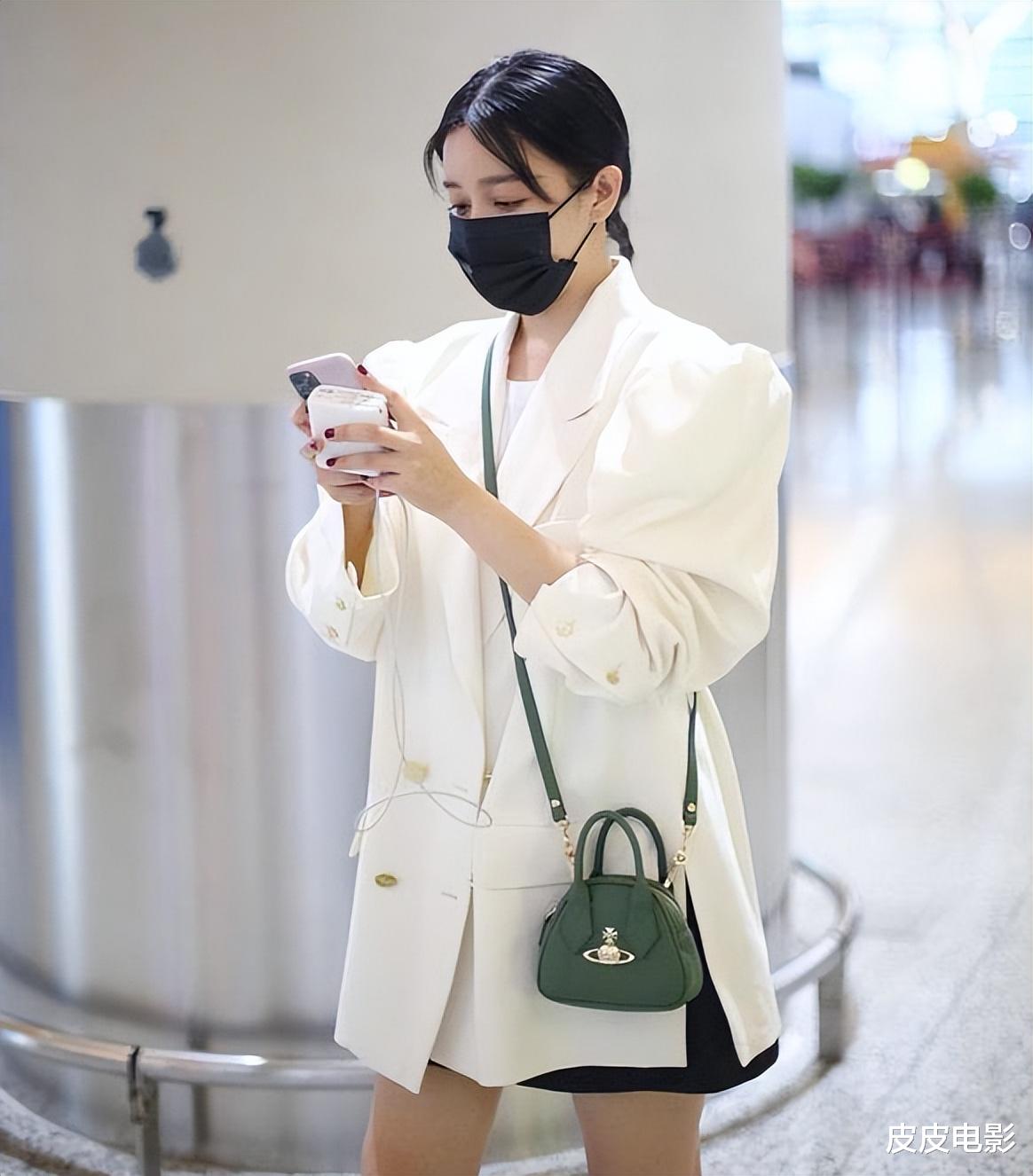 王子文|这15位女星，明明都见过大世面，可偏偏还是在大场面上翻车，拉垮