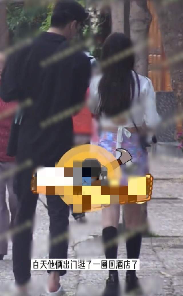 何泓姗|34岁女星疑恋情曝光！素颜与小9岁男星旅游，牵手搂抱回酒店太甜
