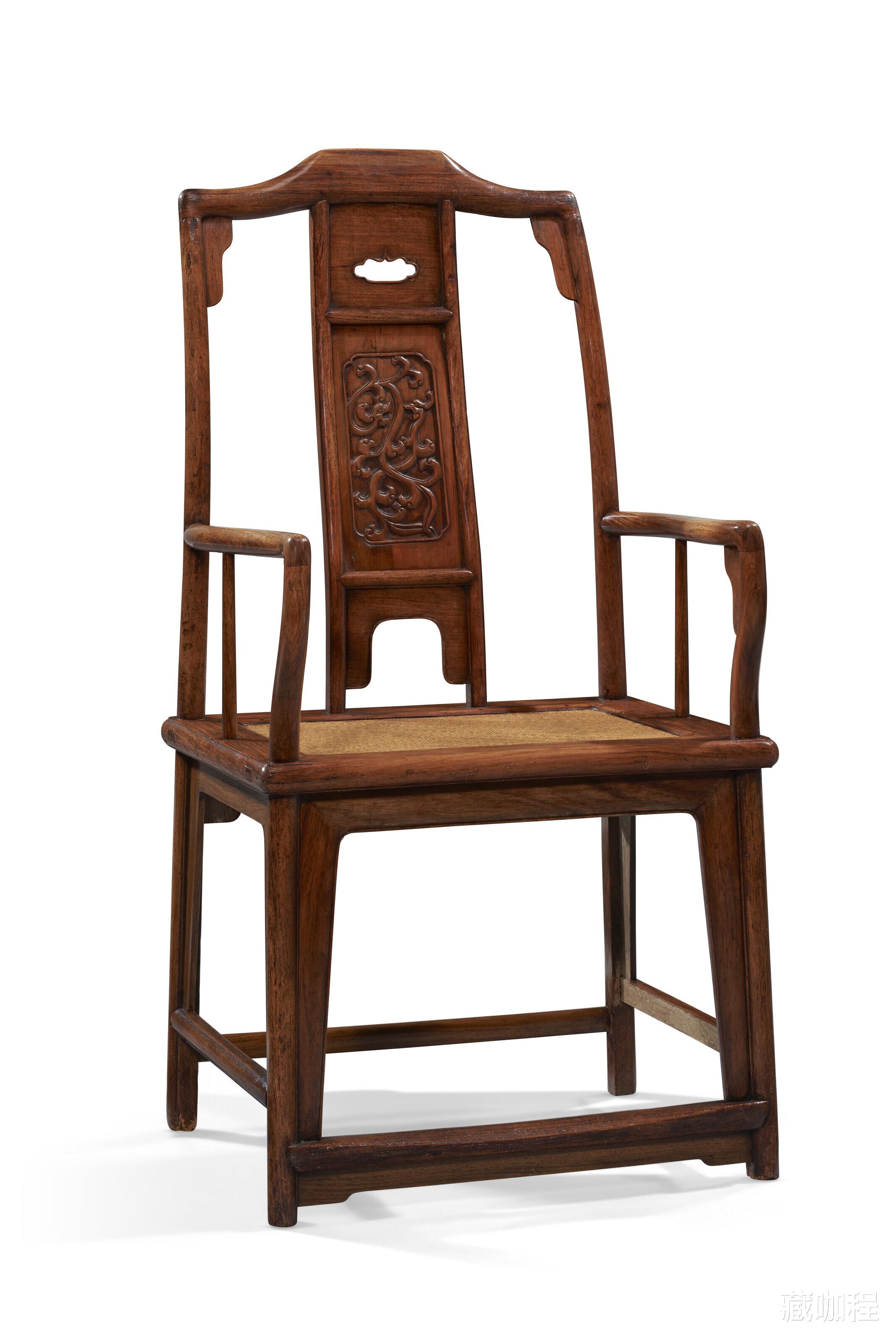 |估价一百多万元,成对南官帽椅是开门黄花梨