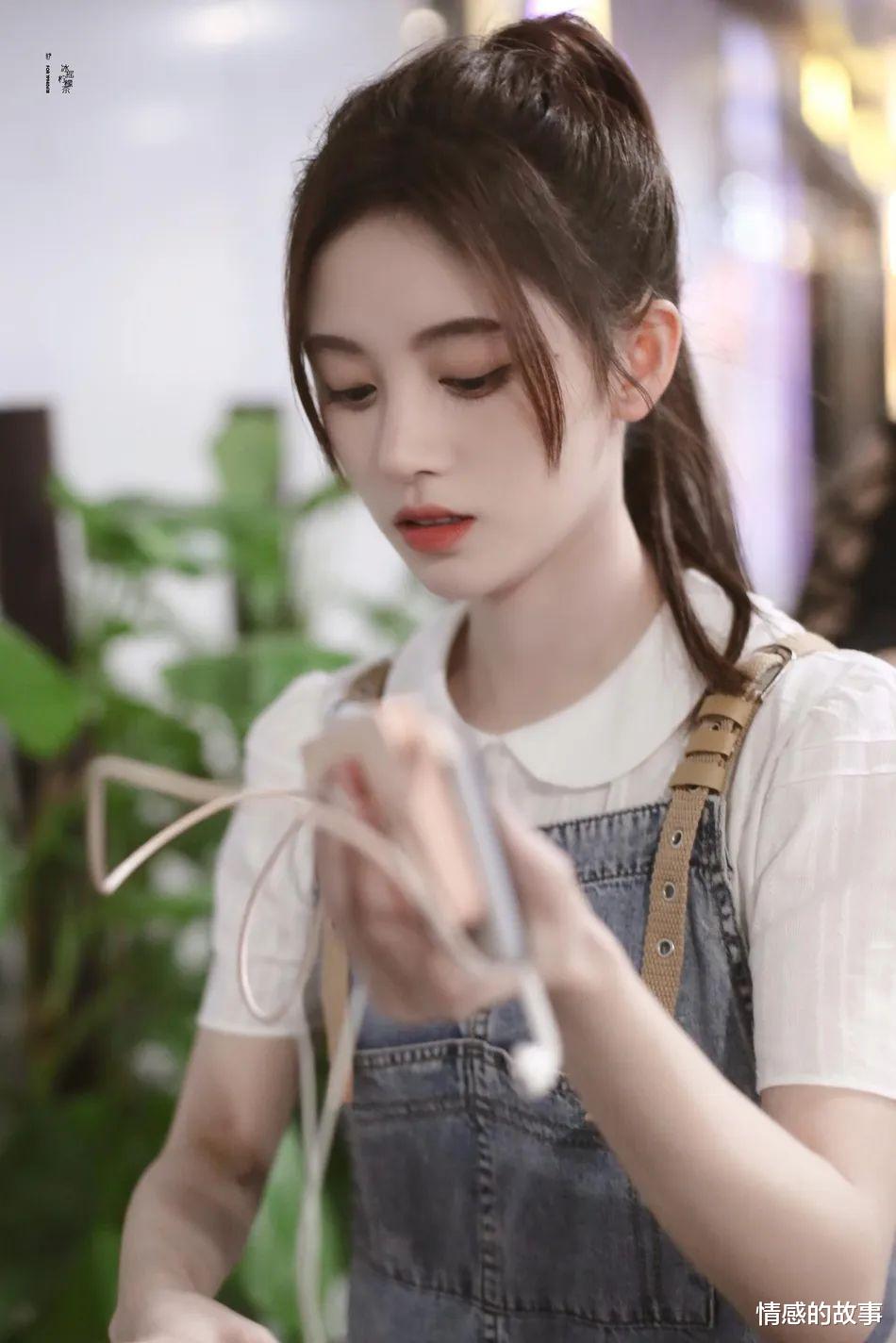 发型 别披头发了，这4款扎发发型夏天超火