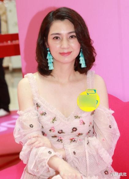 鹿晗|发腮堪比“毁容”!16位因发腮颜值暴跌的明星