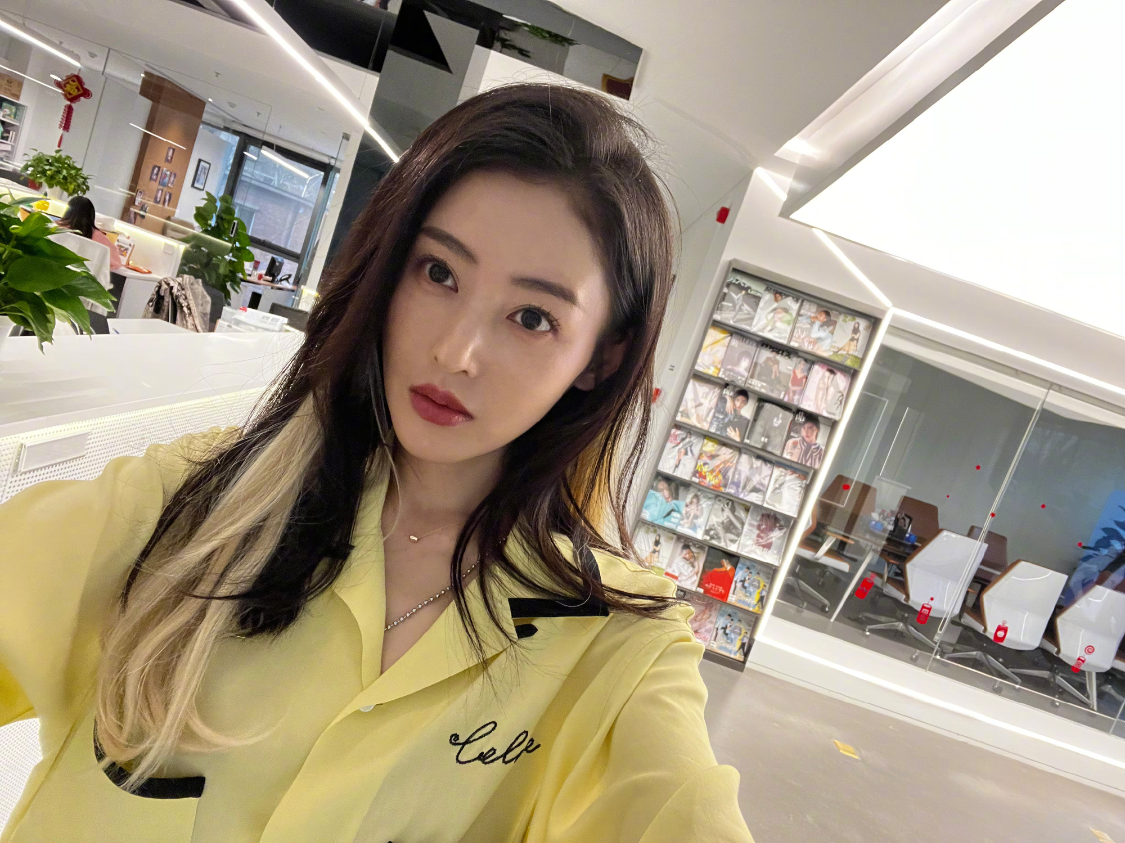 主持人|唐山打人事件后续，金星3次发声，首席男主持人：绿裙女子太坏了