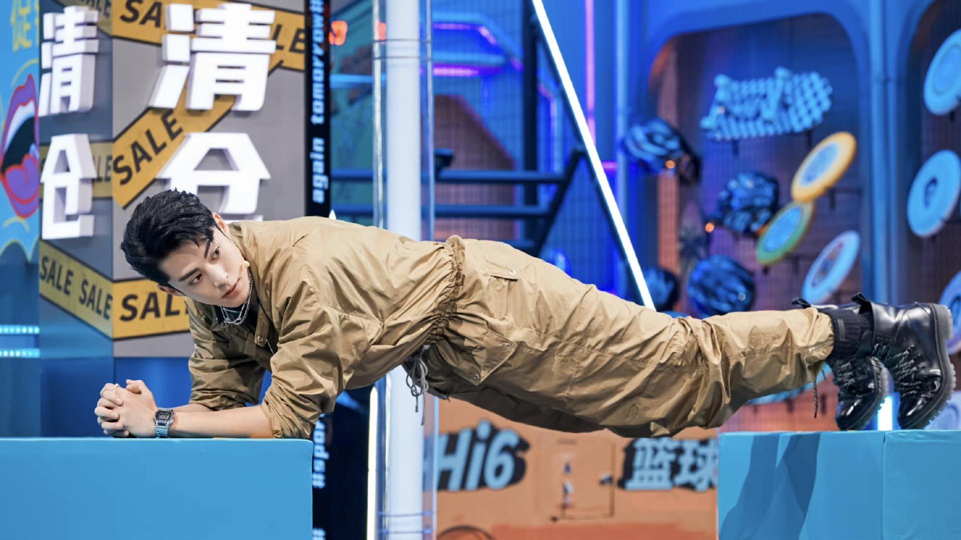 王鹤棣|网传王鹤棣将参加《跑男》，顶替蔡徐坤，常驻两档上星综艺