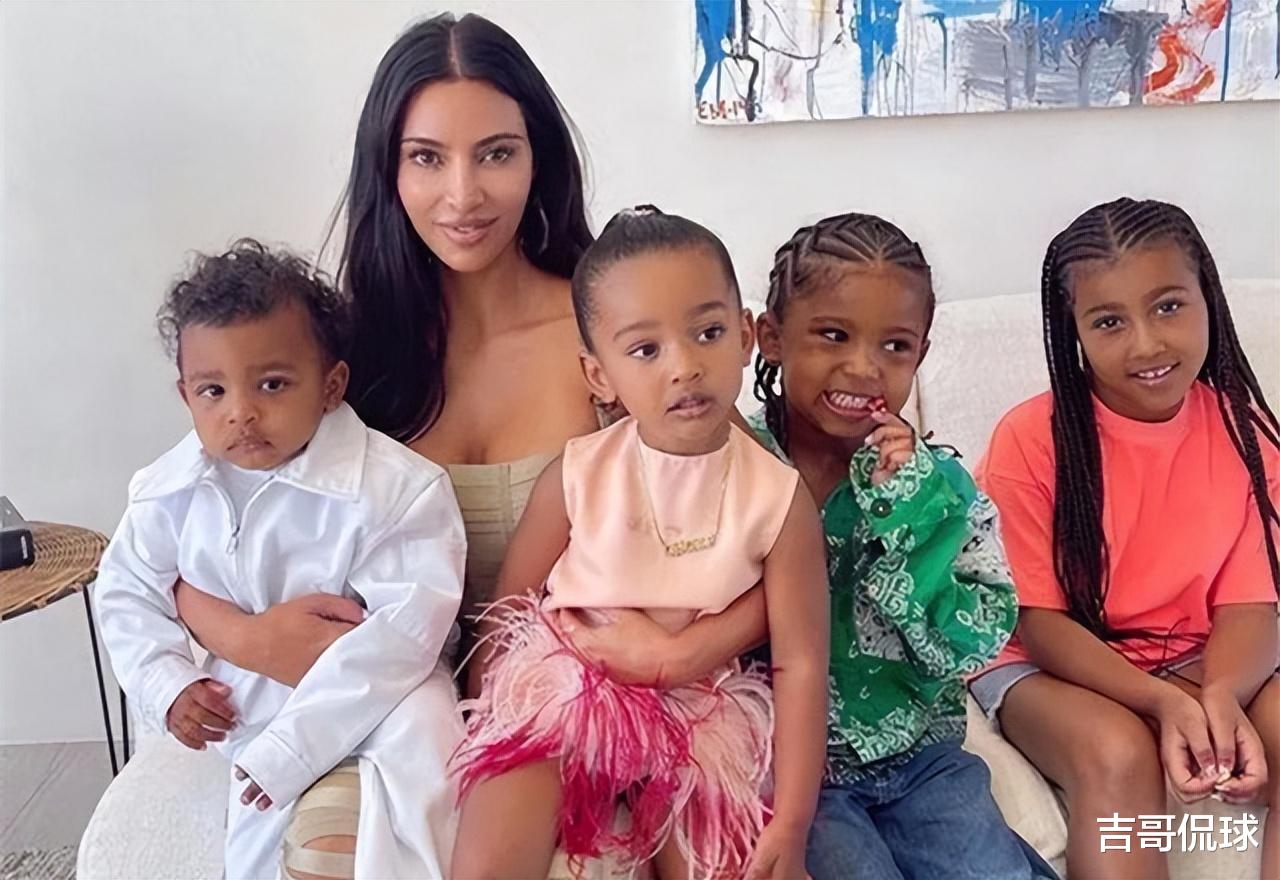 金·卡戴珊|为防止“录像带”外泄，卡戴珊重金请律师，怕孩子受影响