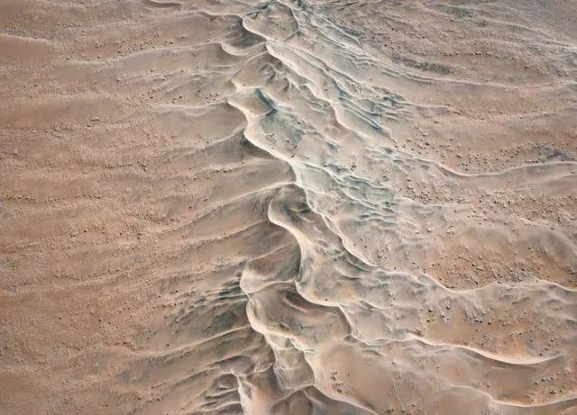 荒漠摄影师镜头下的美景,像是异度空间,很多人一生都看不到