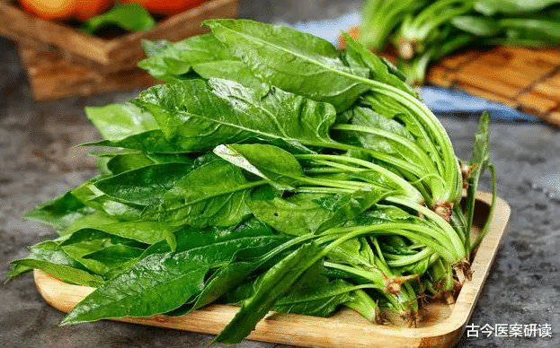 脑梗|胆固醇“大户”被发现,医生提醒:“3物”再不丢,脑梗或会找上门