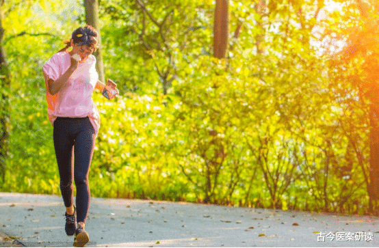 蜂蜜|90后夫妻每天早餐吃鸡蛋,双双脑梗入院,医生:天天这样吃,血管不堵才怪