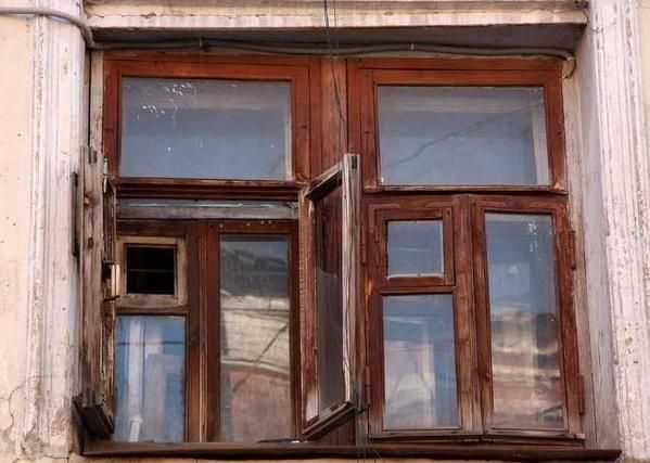 卧室|老人说的“床靠两面墙,家中遭病殃”到底是啥意思?看完明白了