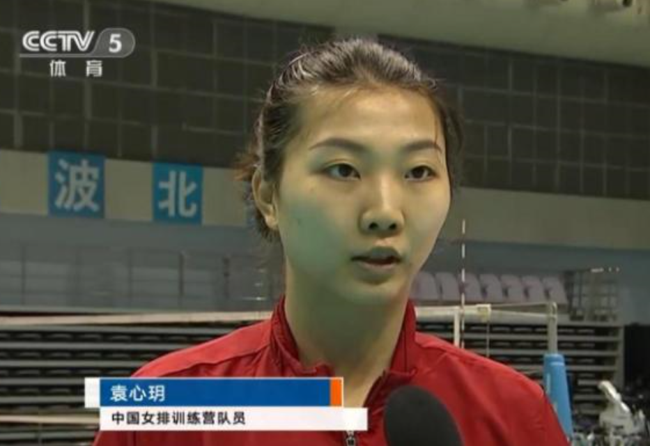 李盈莹|训练营发喜报！蔡斌带队=袁心玥李盈莹钦服，中国女排士气大振