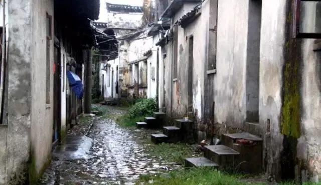 巴彦淖尔|安徽正在消失的古镇，被誉“徽州凤凰城”，李白称“西来第一镇”