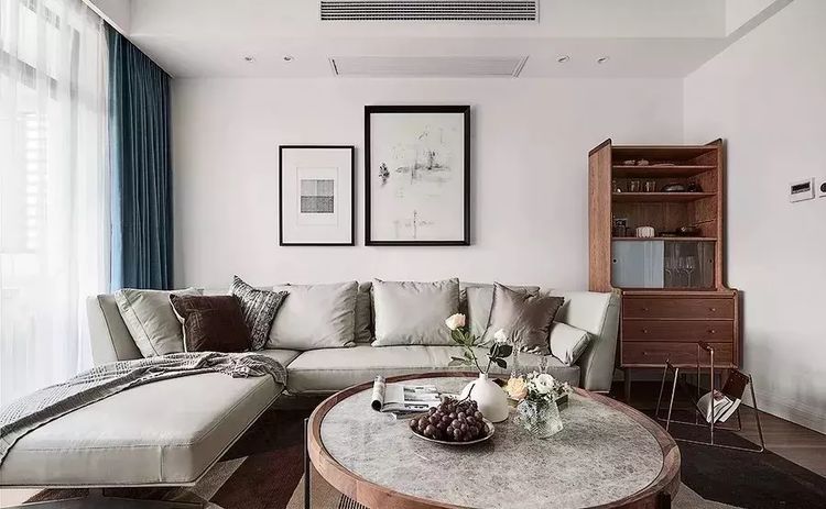 136平三室新房,全屋大白墙,内嵌式木质电视柜,层次感爆棚