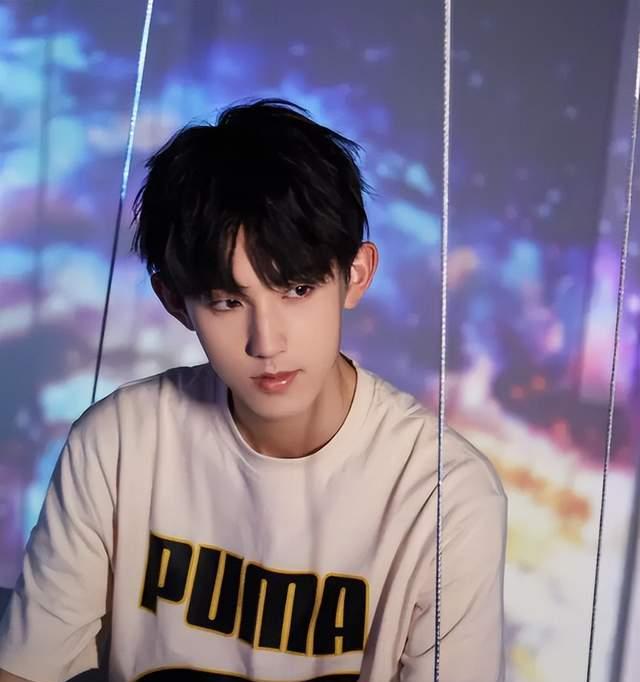 潮牌|一直不温不火的男星,有颜有资源,离红差一个时机