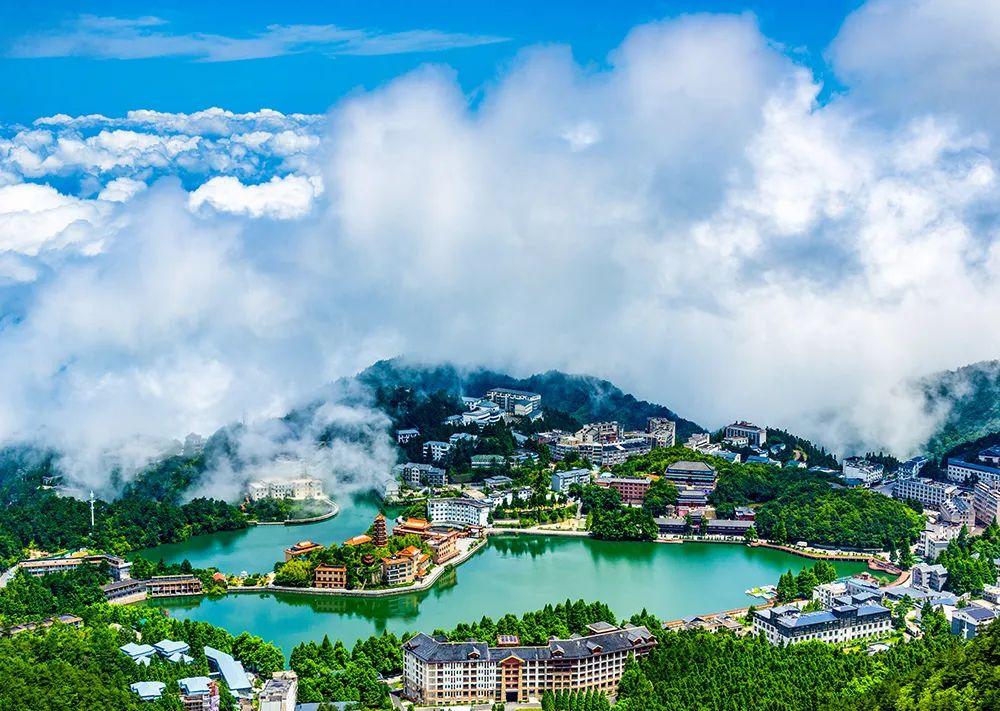 长沙|国庆去哪儿玩 | 沐温泉、赏桂子、逛瑶寨，您有一份国庆攻略待查收