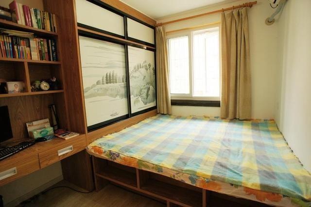 头一次看见大衣柜改成踏踏米的,完工后却被吐槽像东北大炕!