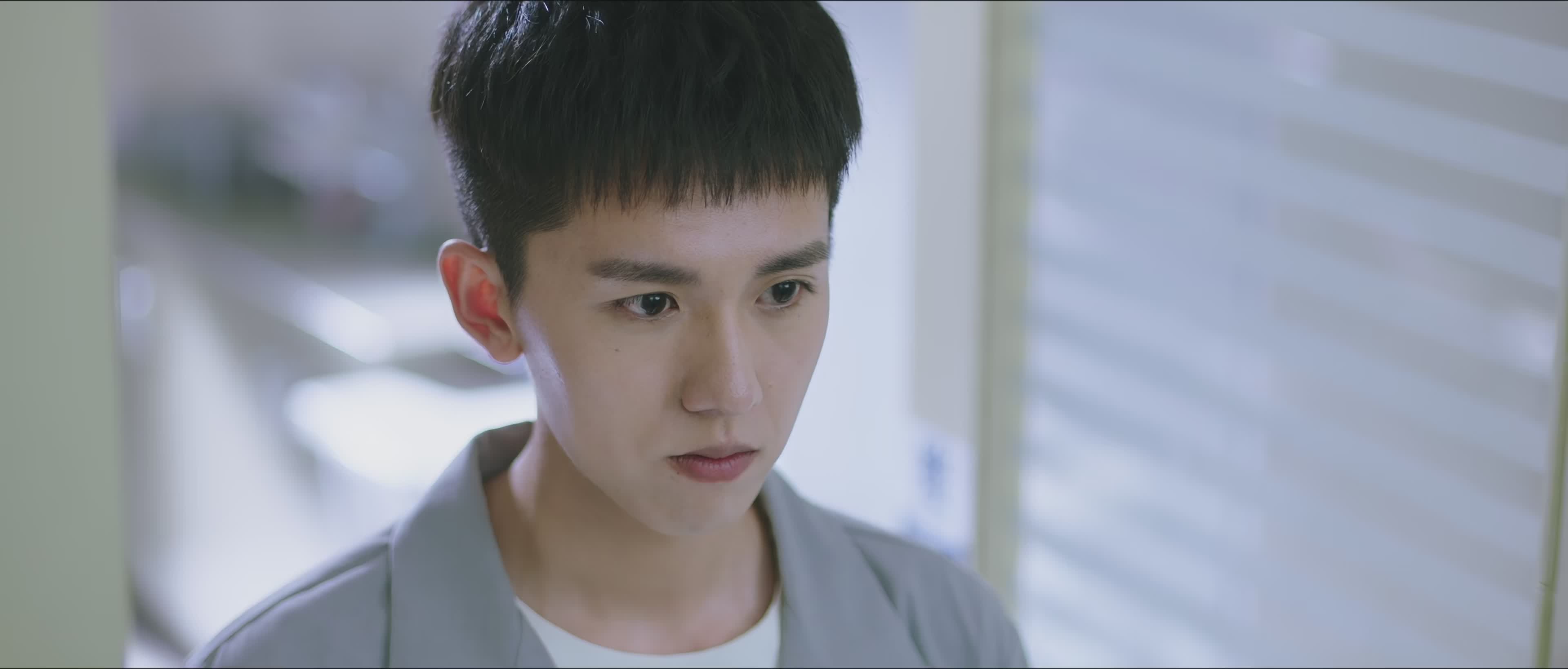 法医秦明|《法医秦明》感情戏太多，网友：我们只想看破案的剧情