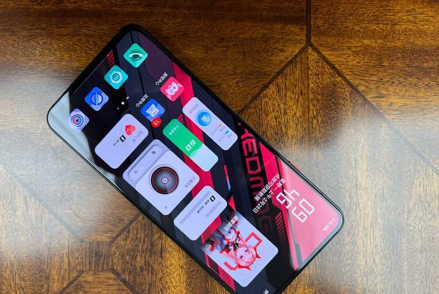 跑分|国产“新爆款”，4nm+屏下镜头+165W，售价4799元起