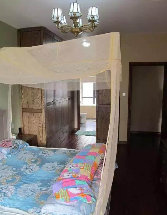 新家刚入住半个月,老公说阴森森的,大家帮忙看看哪里出问题了?