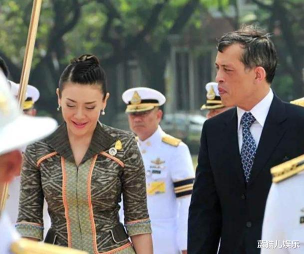 欧美明星|西拉米颜值巅峰近照曝光,委婉拒绝玛哈好意,难以释怀骨肉分离