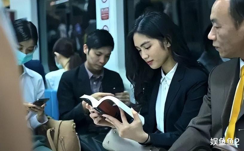 哭悲|丧尸片《哭悲》剧情离经叛道，折射人性阴暗，无意照顾大众感受