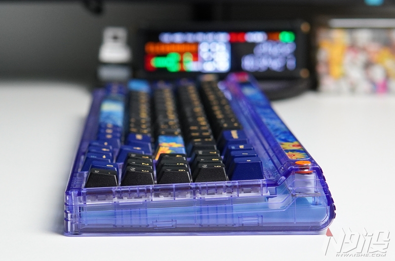 数据库|新贵GM780三模无线机械键盘简评