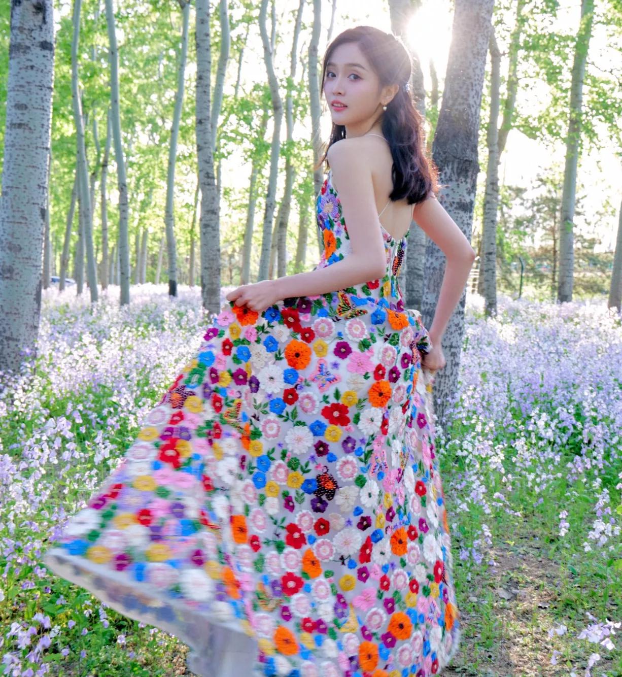 白梦妍|女明星赏花写真合集:刘诗诗 赵丽颖 刘亦菲 杨幂 白鹿 杨颖 李沁 杨紫