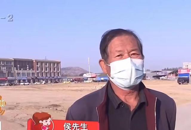 老人赶集时看到有人卖鹿茸好奇上前看了一眼,结果花掉13000多元