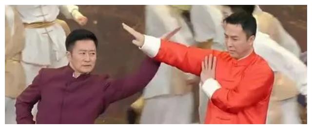 吴京|吴京:回应与甄子丹不合传闻,身上只有2个“黑点”,酒驾和爱国