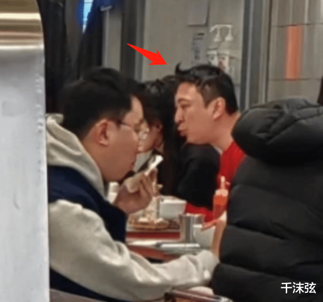 王思聪|王思聪带小15岁女友嗦粉!AA付款太小气,女方晒豪宅被指拜金
