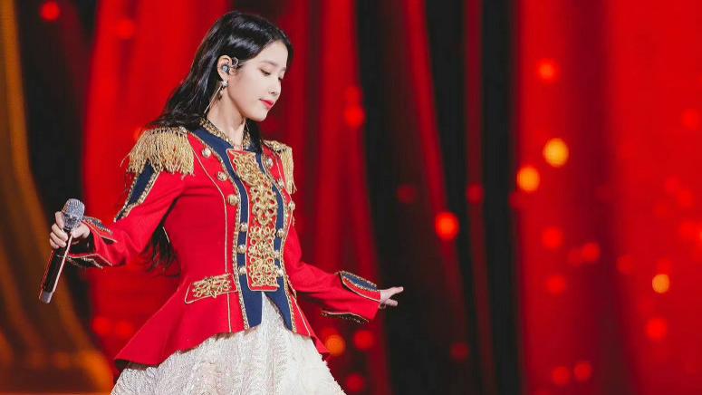 金泰妍|韩国GMA获奖名单公布，IU粉丝大呼离谱，质疑金泰妍偷奖最佳女solo