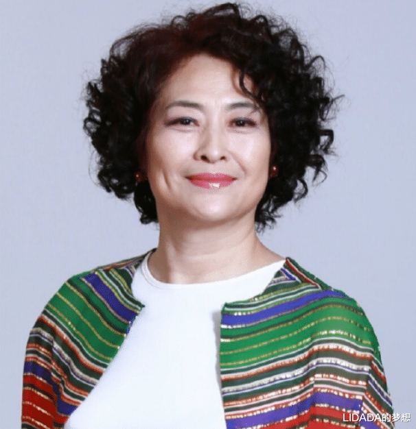 许娣|国家一级演员许娣：与初恋老公恩爱40年生一子，拍戏挣的钱全给他