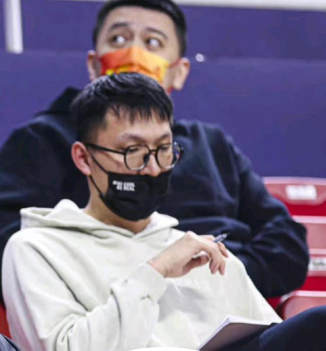 李春江|李春江挖了杜锋墙角，杨鸣却另起炉灶，辽篮迎来强援助阵
