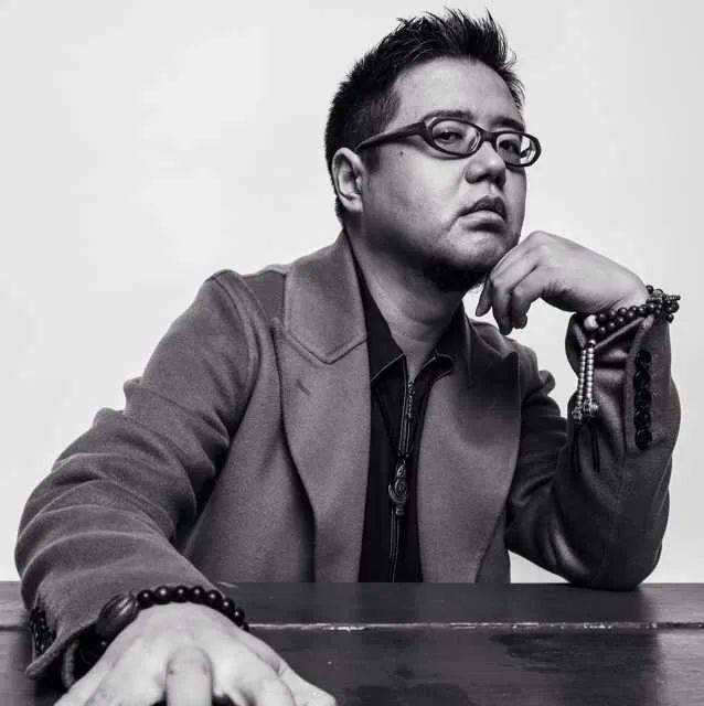 陈道明|66岁陈道明突然去世！张信哲、科钦夫等悼念，一生经典作品无数