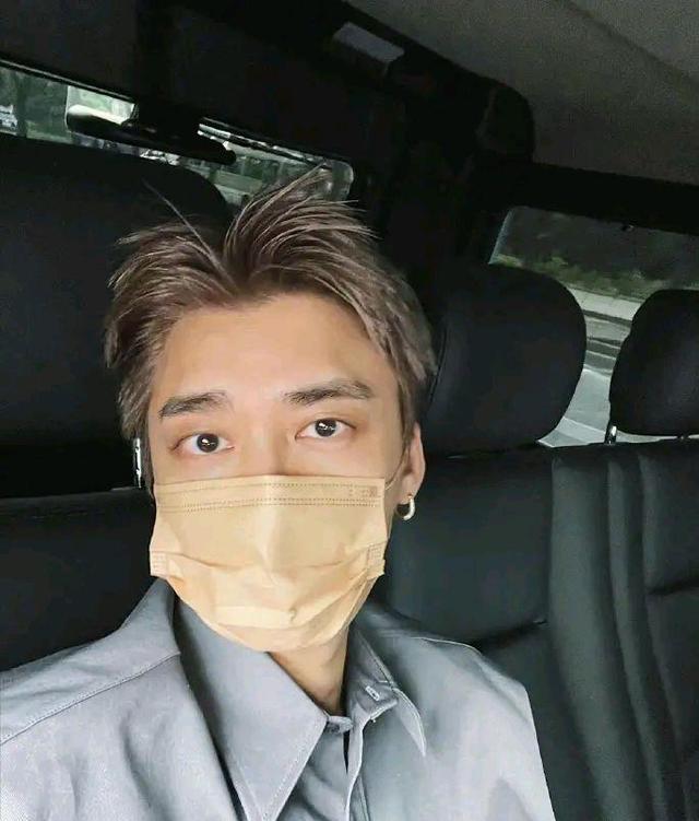 李易峰|黄海波开表演班，犯过同样错误的李易峰今后会干什么呢