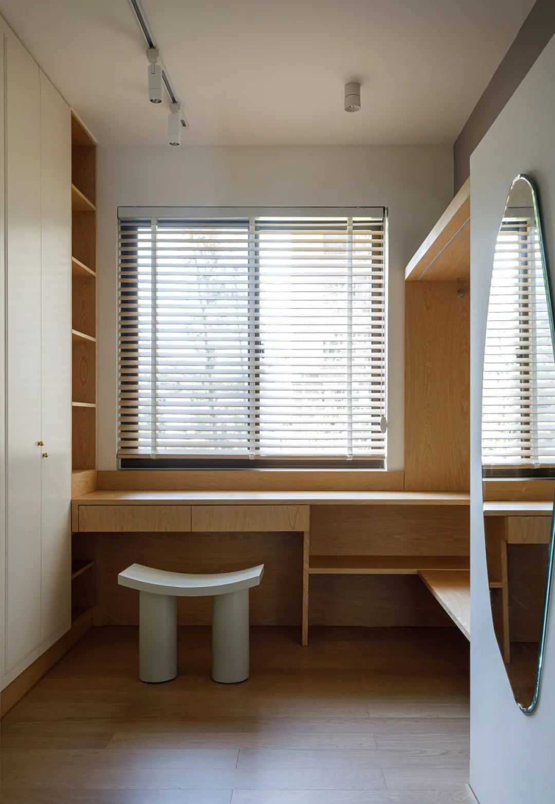 105㎡超自然质感，跳脱出复杂配色，更纯粹的空间表达