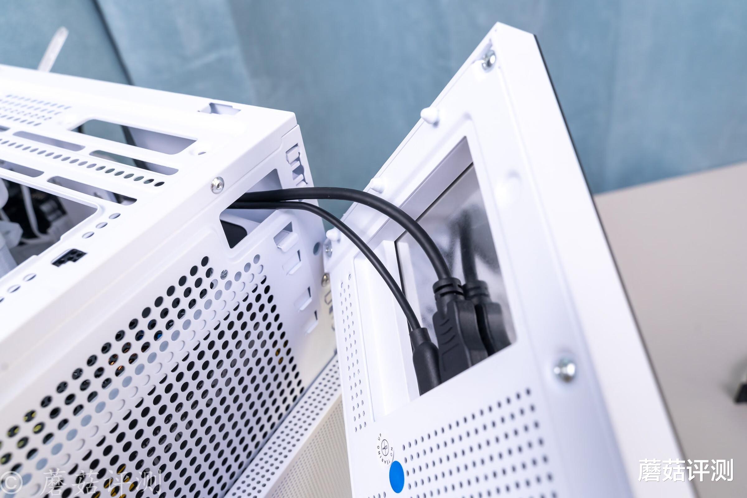 机箱|多一块屏幕,机箱功能更强大,乔思伯松果D31机箱Mesh副屏版 评测