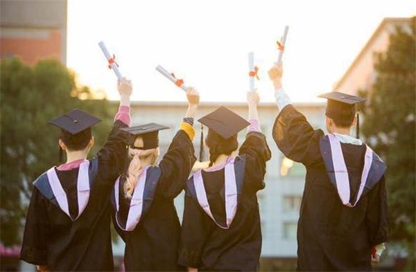 武汉|毕业生破1000万，理解毕业生慢就业焦虑的“过来人”，提几点建议