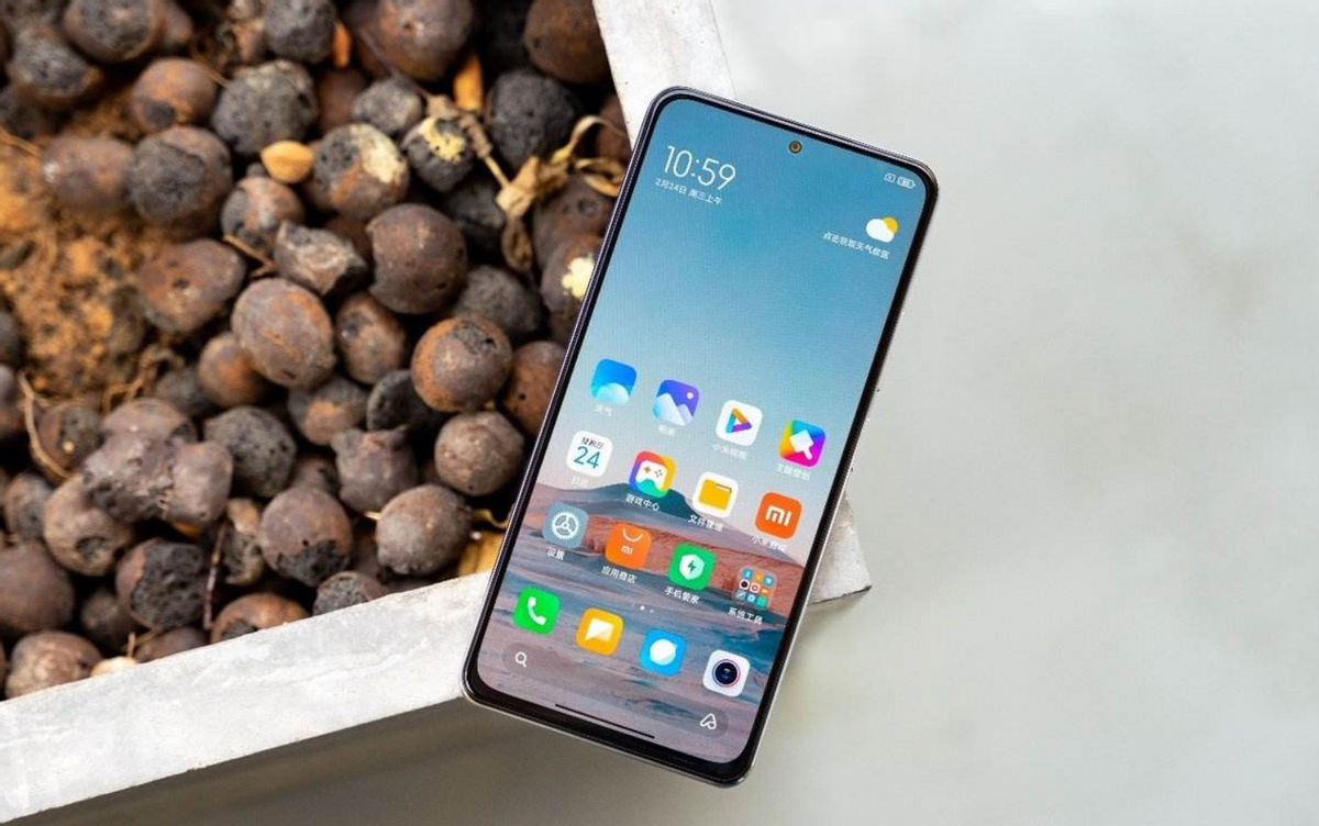 红米手机|12GB+256GB+E4屏幕，中端顶配小旗舰价格松动，跌至2049元