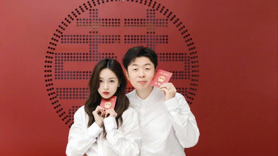 芒果台|湖南卫视女主持现状:无奈辞职、去直播、边缘化,无人能成新一姐