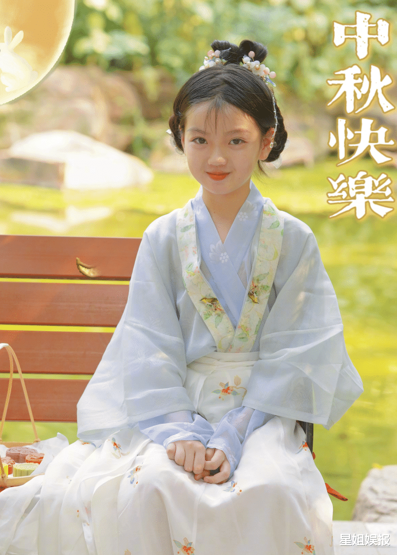 阿拉蕾|没长残!阿拉蕾10岁近照甜美又有灵气,参演影视作品已超15部