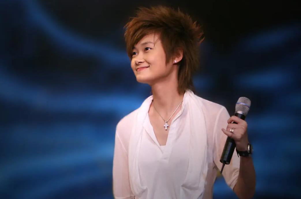 韩红|身价过亿,依然单身的8位女星,有人屈身做情妇,有人财产送外甥